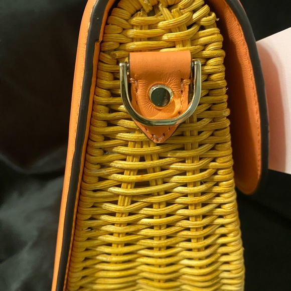 Kate Spade Gracie Wicker Medium Top-handle or Crossbody Handbag - Picture 4 of 11